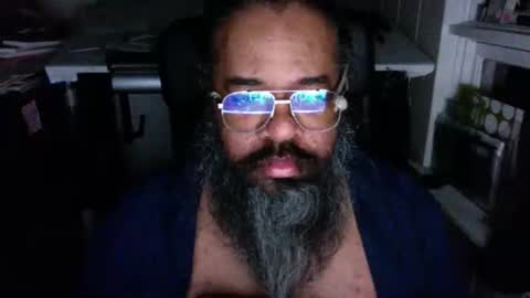 Snapshot of siyah_sakal chatting on December 18, 10:30 am siyah_sakal online show from December 18, 10:30 am