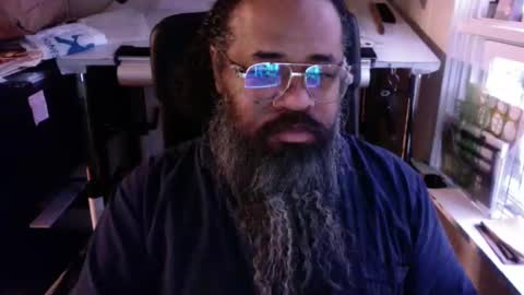 Snapshot of siyah_sakal chatting on March 1, 11:28 am siyah_sakal online show from March 1, 11:28 am