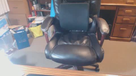 Snapshot of sjbottomboi chatting on December 23, 6:55 am sjbottomboi online show from December 23, 6:55 am