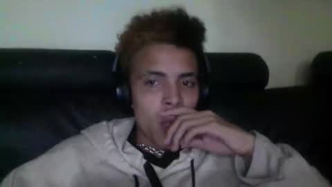 skady_coronado online show from February 10, 2:52 am