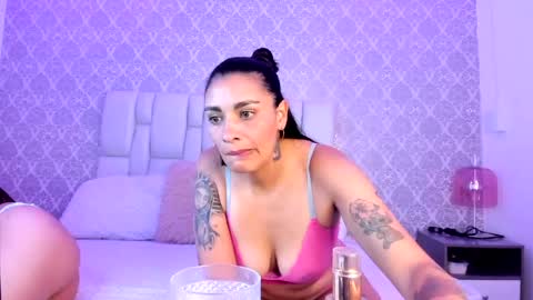 skarlett_kiss online show from April 29, 1:05 pm