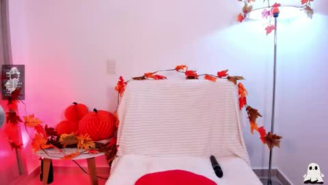 Skeete   CHRISTMAS SHOW THIS DECEMBER 24    CHECK OUT MY AMAZON LIST AND MAKE ME HAPPY  online show from November 1, 6:18 pm