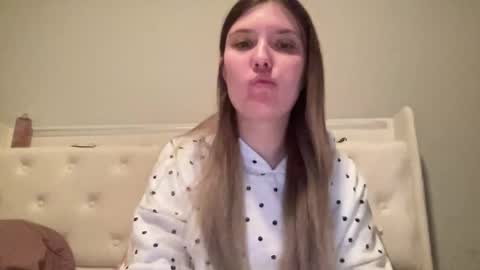 skiimaskabby online show from January 16, 3:15 am