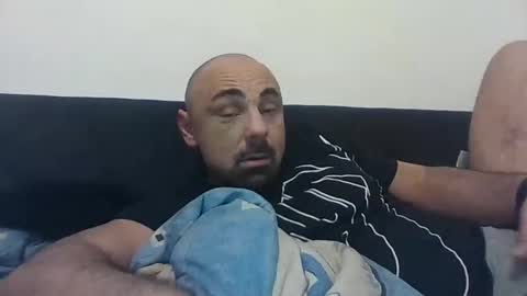 skinboys online show from January 7, 8:52 pm