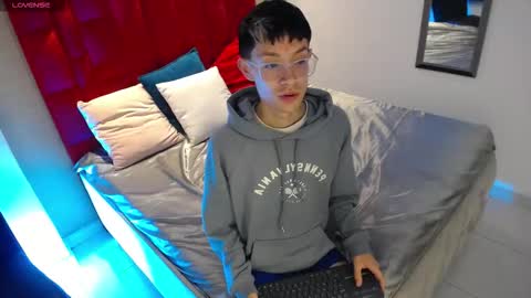 David online show from March 9, 9:30 pm