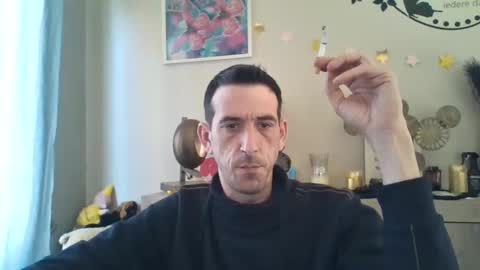 SkinnyBigCock2 online show from March 10, 8:39 am