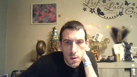 SkinnyBigCock2 online show from December 16, 3:51 am