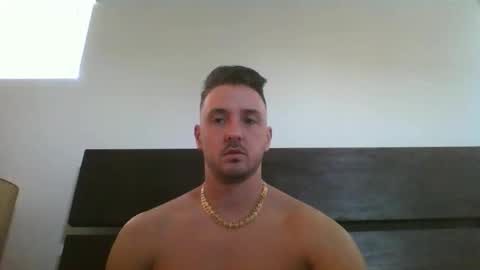 skinnyguylongdick1 online show from November 1, 4:39 pm