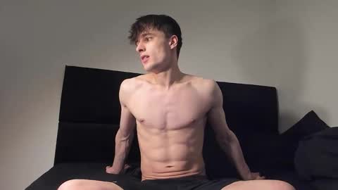 skinnyguywithbigd online show from October 15, 2:18 pm