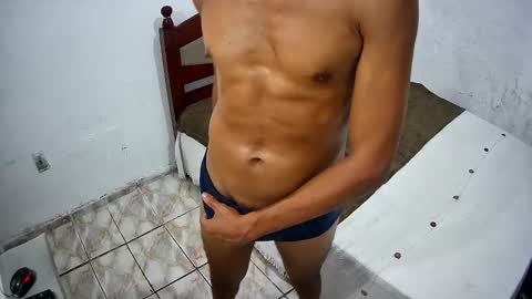 Skinny Latin Man online show from March 10, 3:22 am