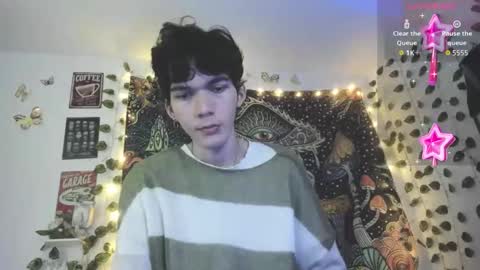 skiny_dann online show from May 5, 2:29 am