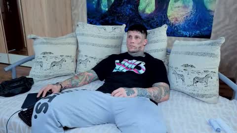 skirlingod online show from September 13, 7:11 am