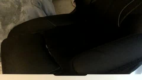 skizzle14 online show from April 28, 4:44 pm