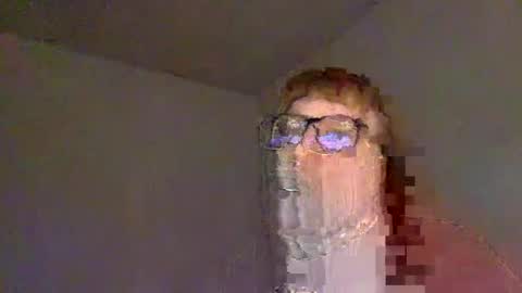 Snapshot of sklave_s chatting on December 16, 2:38 pm sklave_s online show from December 16, 2:38 pm