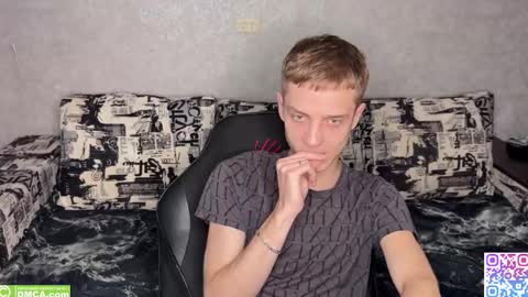 sky_hunter online show from September 28, 12:36 pm