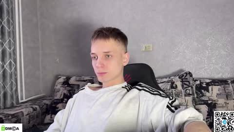 sky_hunter online show from January 12, 9:16 am