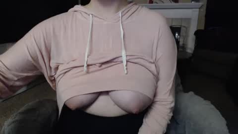 SKYLE   online show from November 28, 9:27 am