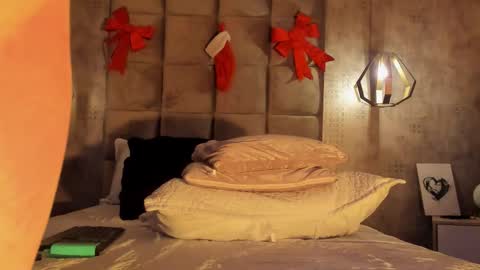 Sky June online show from December 3, 6:19 pm