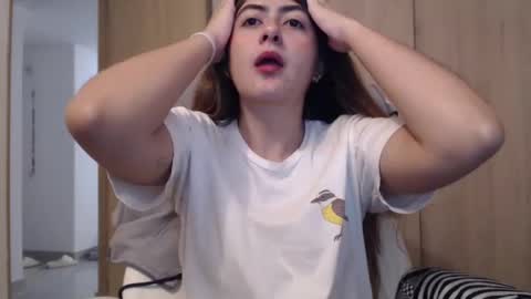 Skyler online show from March 9, 1:25 am