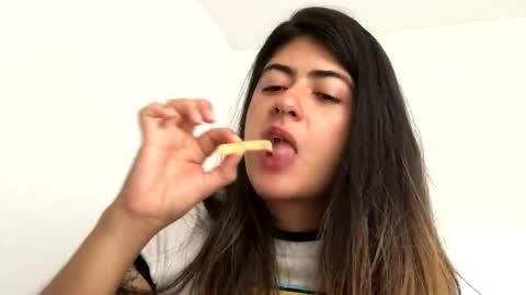 Skyler online show from March 23, 9:31 pm