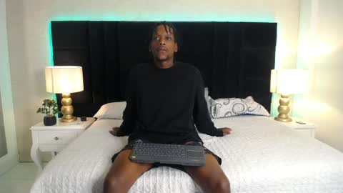 SKYLERBIGXXX online show from May 29, 4:32 am