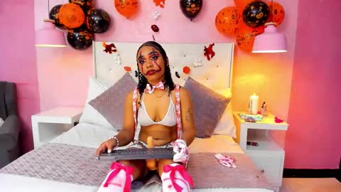 skylerbloom online show from October 23, 3:19 am