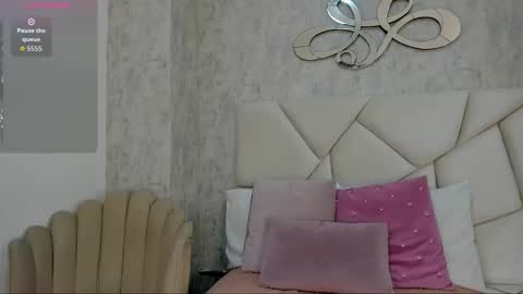 Skyler online show from November 5, 8:11 pm