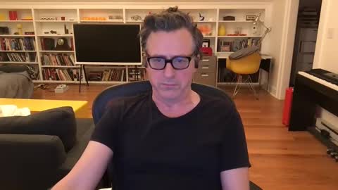 Skyline3371 online show from March 8, 5:28 am