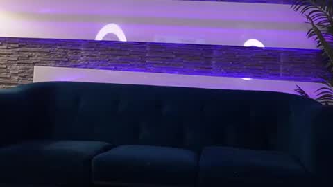 Chris online show from February 17, 1:54 pm