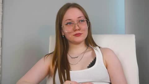skynyxx online show from May 11, 7:26 am