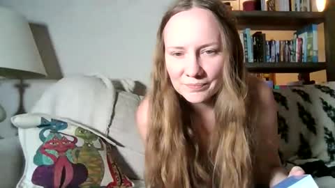 Sky Winters online show from December 17, 3:02 am