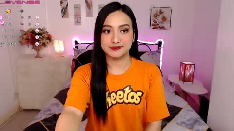 Queen Cyrine online show from February 18, 8:16 am