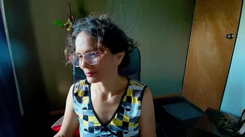 SlaveFuck online show from January 16, 9:19 pm