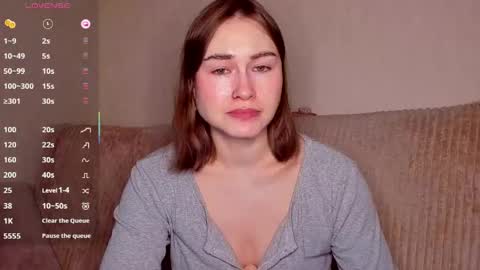 Alice online show from April 24, 7:05 pm