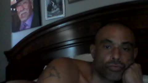 slickstre online show from August 9, 8:46 pm