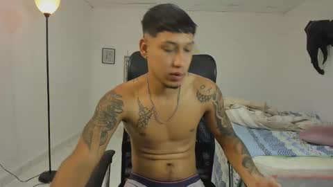 slim_master12 online show from February 24, 9:40 pm