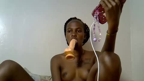 slim shaddy01 online show from December 15, 11:12 pm