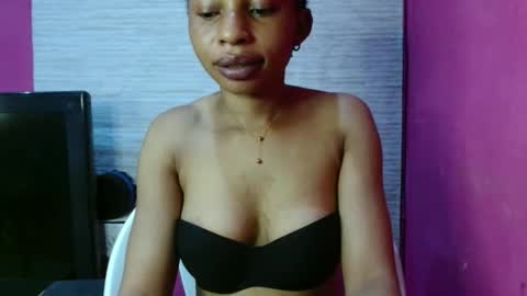 slimass31 online show from May 15, 1:47 am