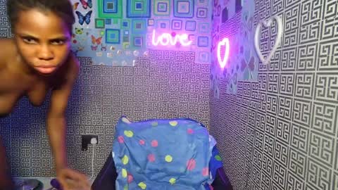 slimzyxdoll online show from April 2, 11:33 pm