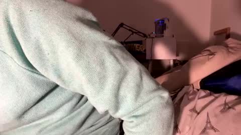 Phillup Slutz online show from September 22, 8:51 am