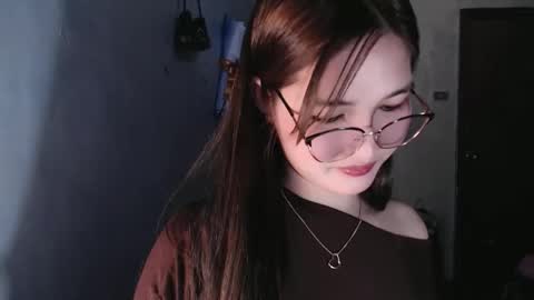 slutty_hannaxx online show from April 22, 3:46 am