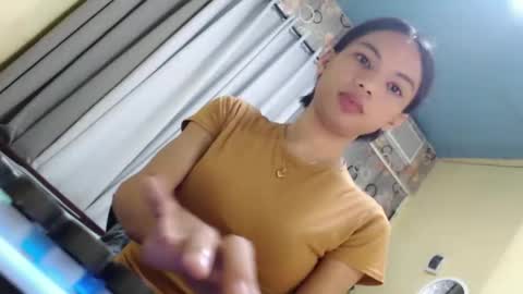 CHIE CHIE online show from April 3, 12:17 am