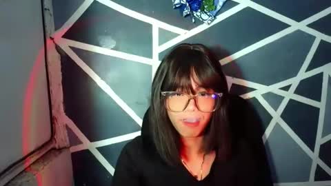 sluttypatotie online show from April 21, 5:53 pm