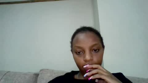 Anah online show from June 15, 10:02 pm