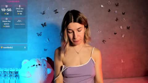 Melani online show from March 7, 9:27 pm