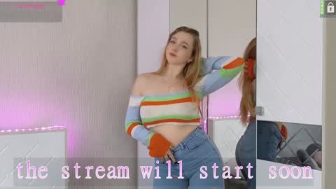 Emily online show from March 6, 8:27 pm