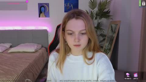 Emily online show from December 2, 9:01 pm