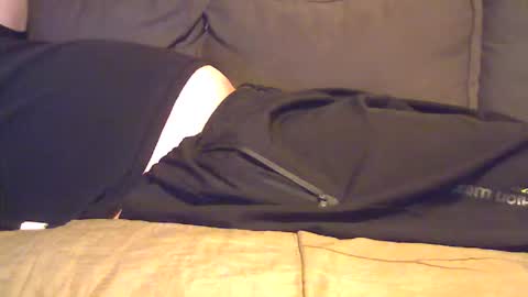 smallandshy1980 online show from January 14, 7:55 pm