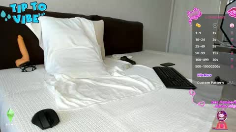 Alex online show from April 19, 8:04 am