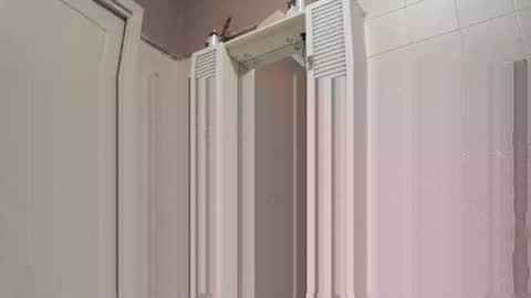 smallone8825 online show from October 25, 8:24 am